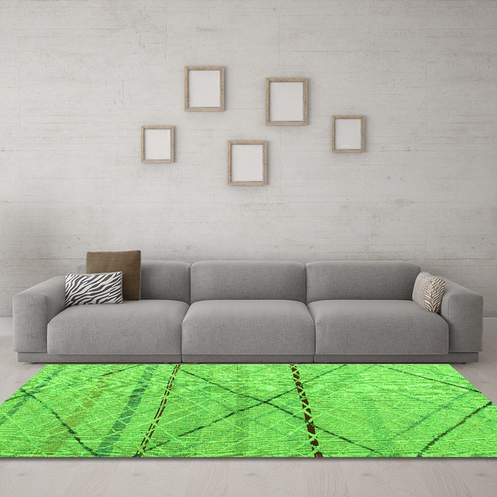 Machine Washable Abstract Green Modern Area Rugs in a Living Room,, wshabs5082grn