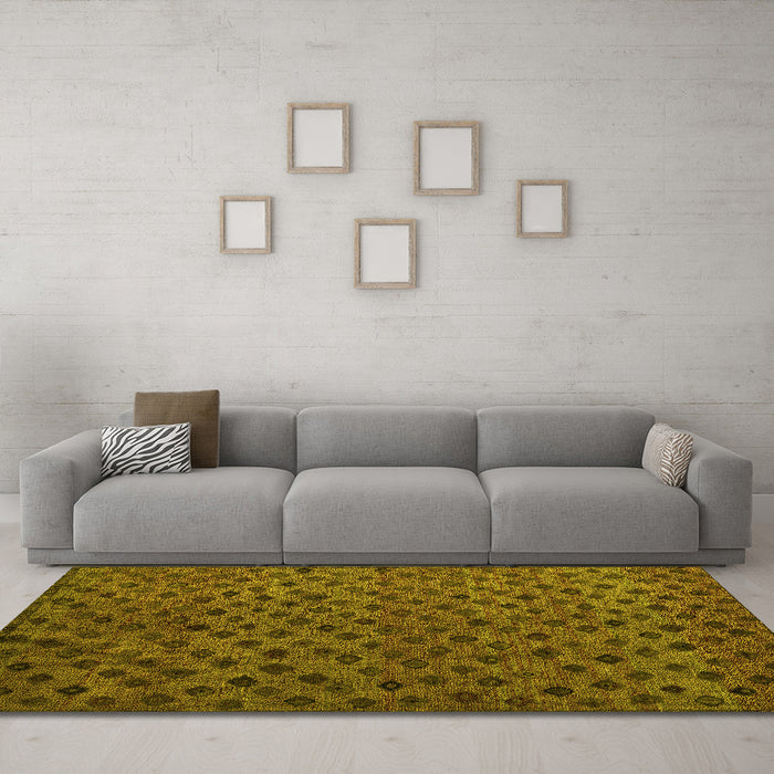 Machine Washable Abstract Yellow Modern Rug in a Living Room, wshabs5083yw