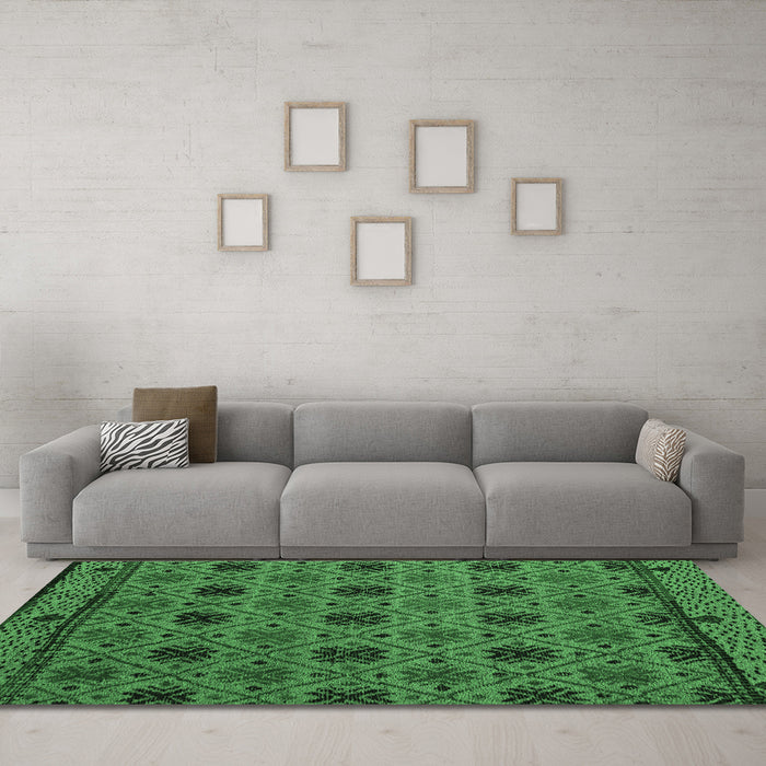 Machine Washable Abstract Emerald Green Modern Area Rugs in a Living Room,, wshabs5084emgrn