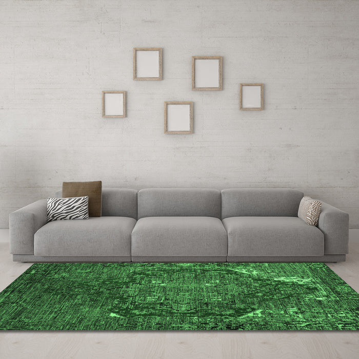 Machine Washable Persian Emerald Green Traditional Area Rugs in a Living Room,, wshabs5088emgrn