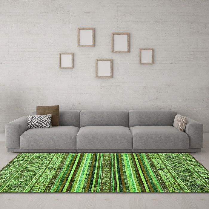 Machine Washable Abstract Green Modern Area Rugs in a Living Room,, wshabs509grn