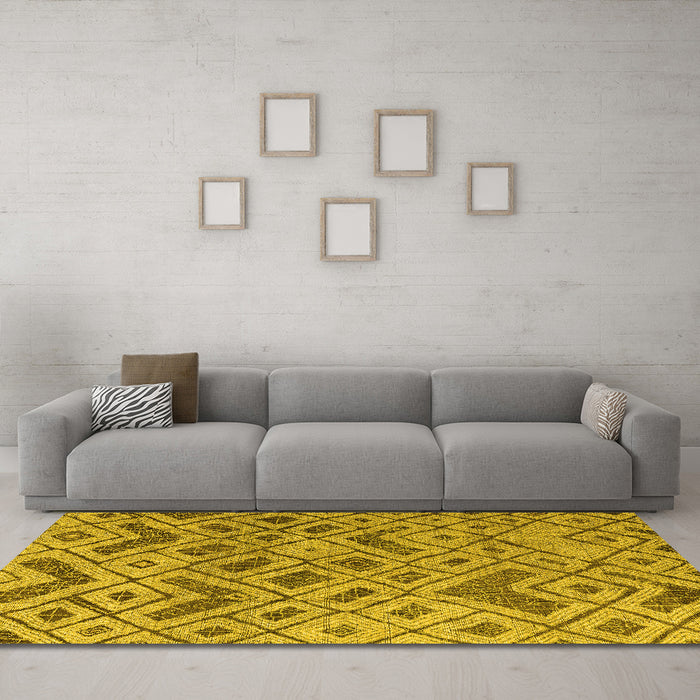 Machine Washable Abstract Yellow Modern Rug in a Living Room, wshabs5102yw
