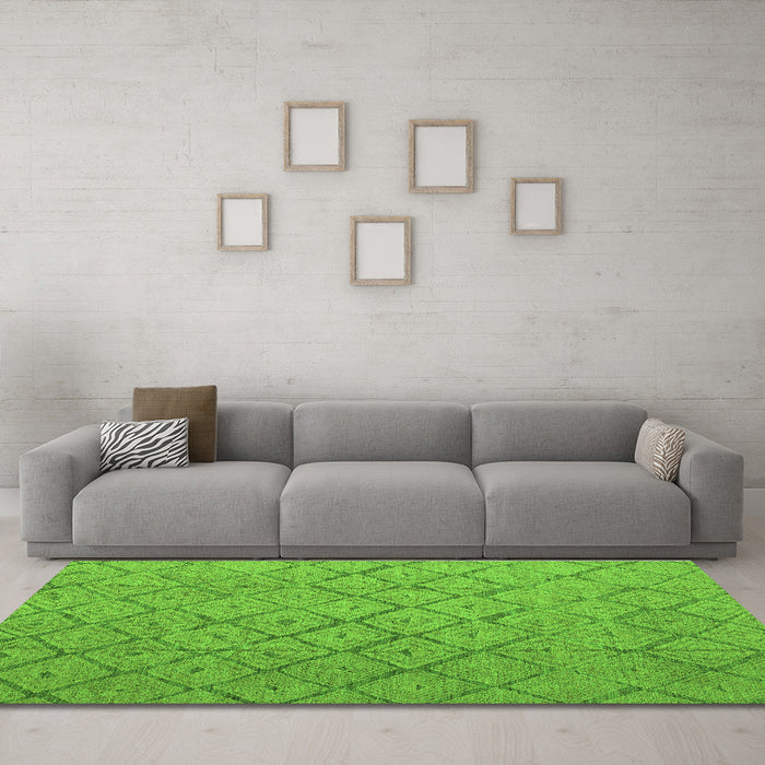 Machine Washable Abstract Green Modern Area Rugs in a Living Room,, wshabs5124grn