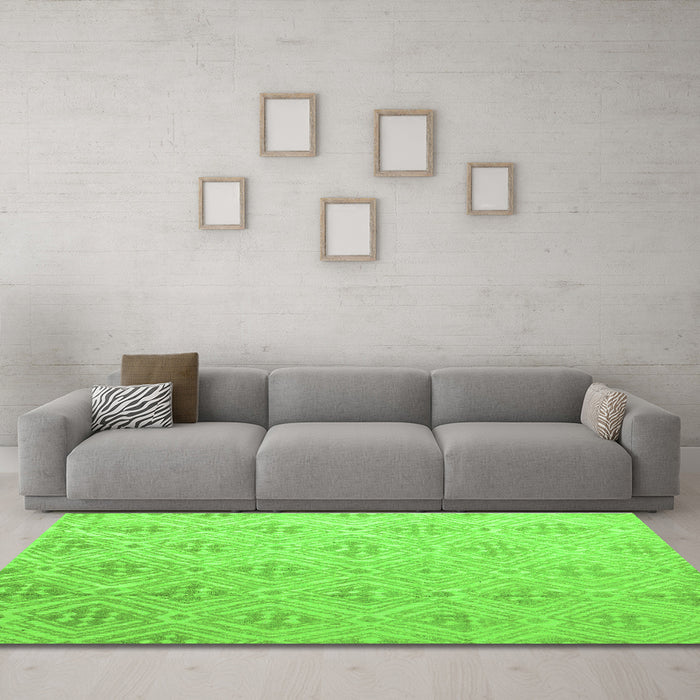 Machine Washable Abstract Green Modern Area Rugs in a Living Room,, wshabs5125grn