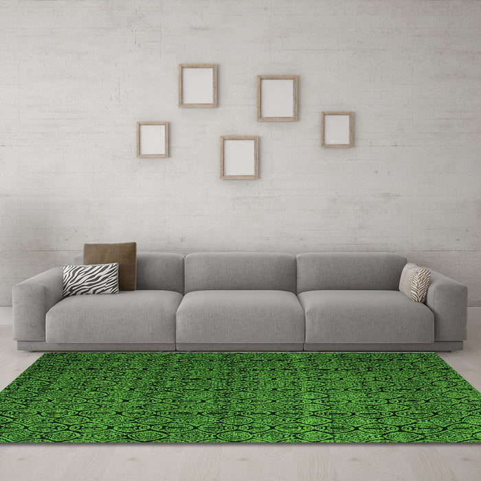 Machine Washable Abstract Green Modern Area Rugs in a Living Room,, wshabs5126grn