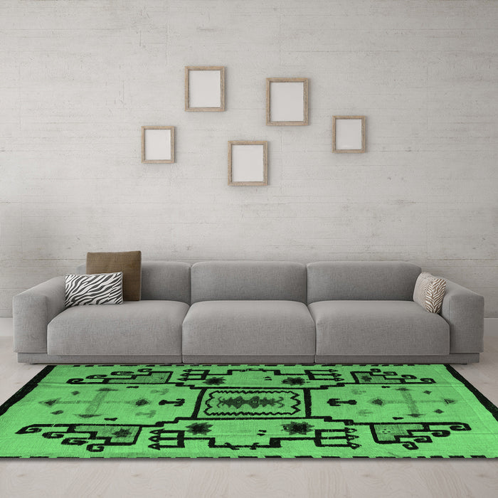 Machine Washable Abstract Emerald Green Modern Area Rugs in a Living Room,, wshabs5128emgrn