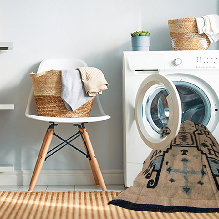 Machine Washable Abstract Dark Brown Rug in a Washing Machine, wshabs5128