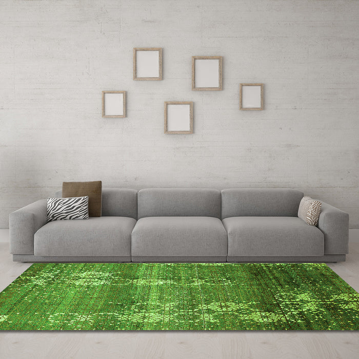Machine Washable Abstract Green Modern Area Rugs in a Living Room,, wshabs512grn