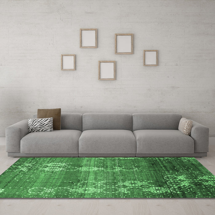 Machine Washable Abstract Emerald Green Modern Area Rugs in a Living Room,, wshabs512emgrn