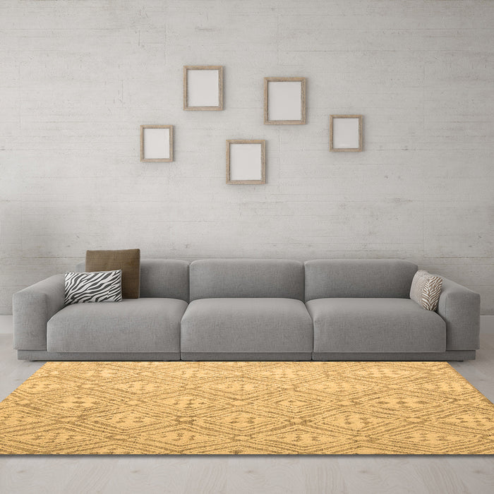 Machine Washable Abstract Brown Modern Rug in a Living Room,, wshabs5134brn