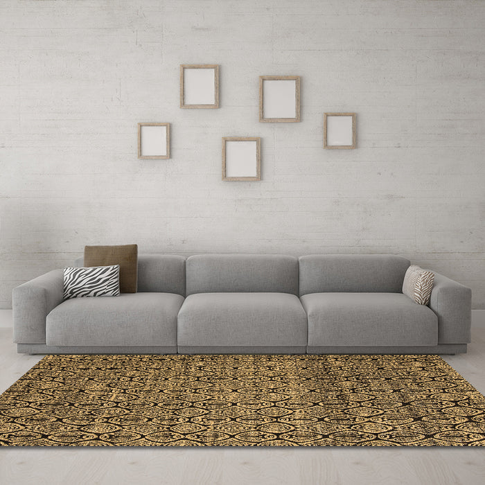 Machine Washable Abstract Brown Modern Rug in a Living Room,, wshabs5135brn