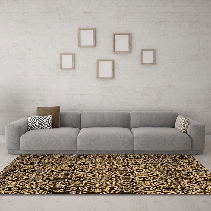 Machine Washable Abstract Brown Modern Rug in a Living Room,, wshabs5136brn