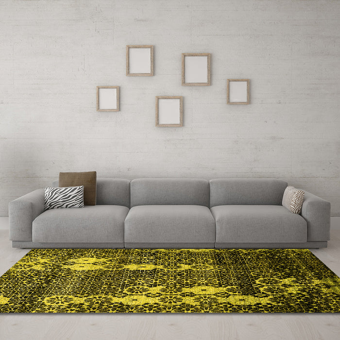 Machine Washable Abstract Yellow Modern Rug in a Living Room, wshabs513yw