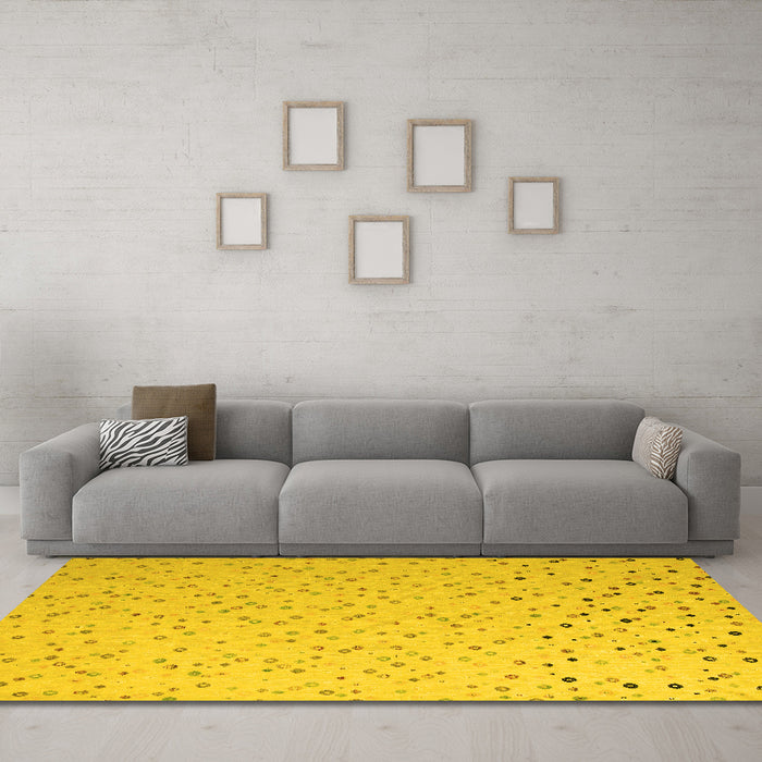 Machine Washable Abstract Yellow Modern Rug in a Living Room, wshabs5142yw