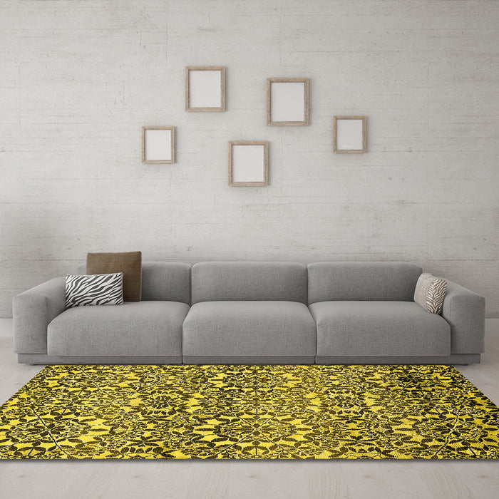 Machine Washable Abstract Yellow Modern Rug in a Living Room, wshabs514yw