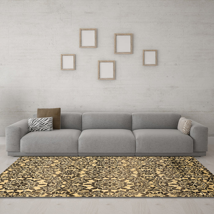 Machine Washable Abstract Brown Modern Rug in a Living Room,, wshabs514brn