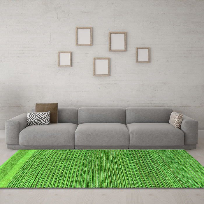 Machine Washable Abstract Green Modern Area Rugs in a Living Room,, wshabs5153grn