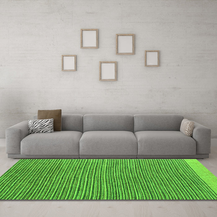 Machine Washable Abstract Green Modern Area Rugs in a Living Room,, wshabs5154grn