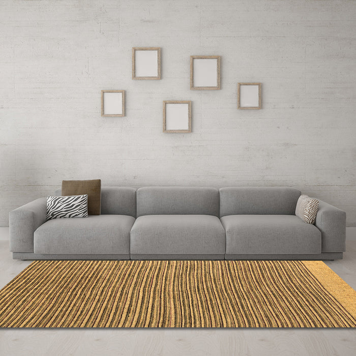 Machine Washable Abstract Brown Modern Rug in a Living Room,, wshabs5154brn