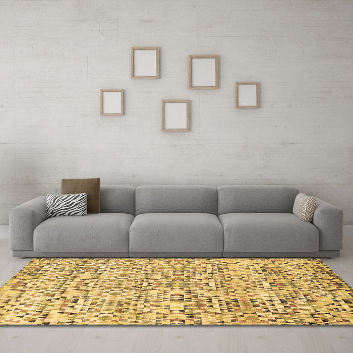 Machine Washable Abstract Brown Modern Rug in a Living Room,, wshabs515brn