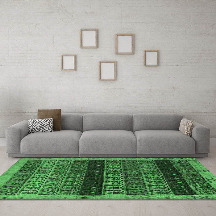 Machine Washable Abstract Emerald Green Modern Area Rugs in a Living Room,, wshabs5165emgrn