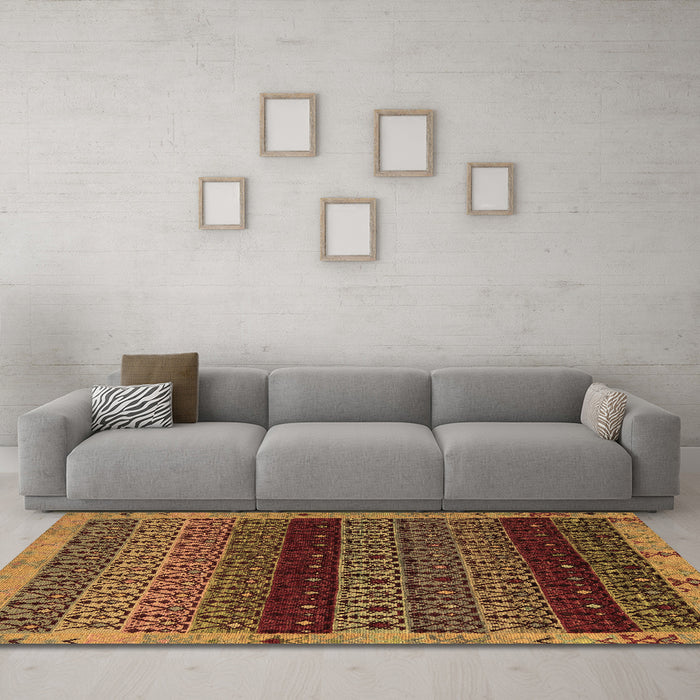 Machine Washable Abstract Brown Modern Rug in a Living Room,, wshabs5165brn
