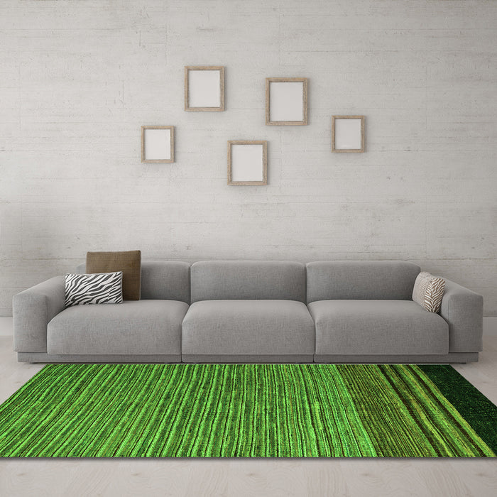 Machine Washable Abstract Green Modern Area Rugs in a Living Room,, wshabs5168grn