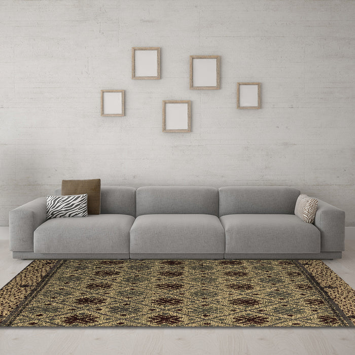 Machine Washable Abstract Brown Modern Rug in a Living Room,, wshabs5174brn