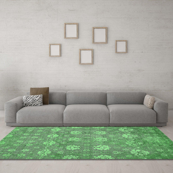 Machine Washable Abstract Emerald Green Modern Area Rugs in a Living Room,, wshabs517emgrn