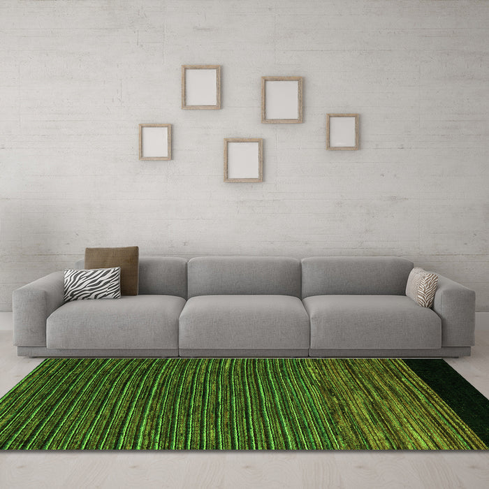 Machine Washable Abstract Green Modern Area Rugs in a Living Room,, wshabs5187grn