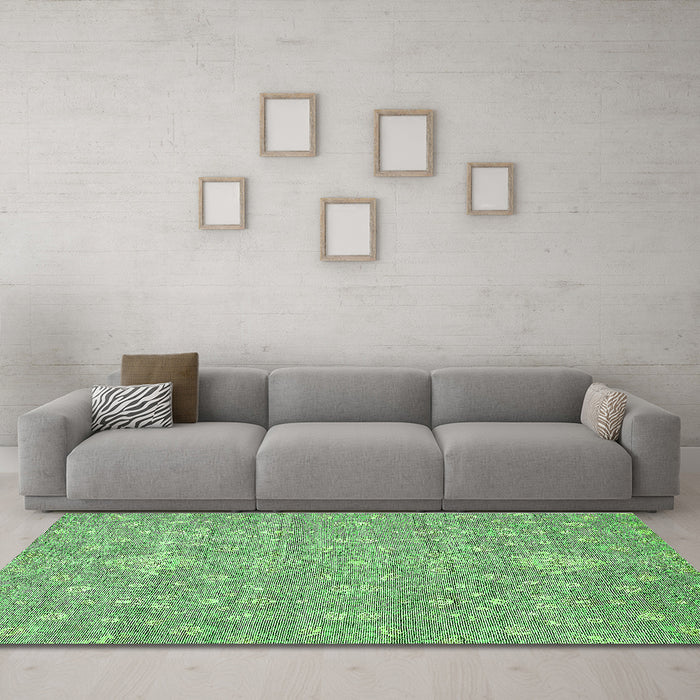Machine Washable Abstract Green Modern Area Rugs in a Living Room,, wshabs518grn