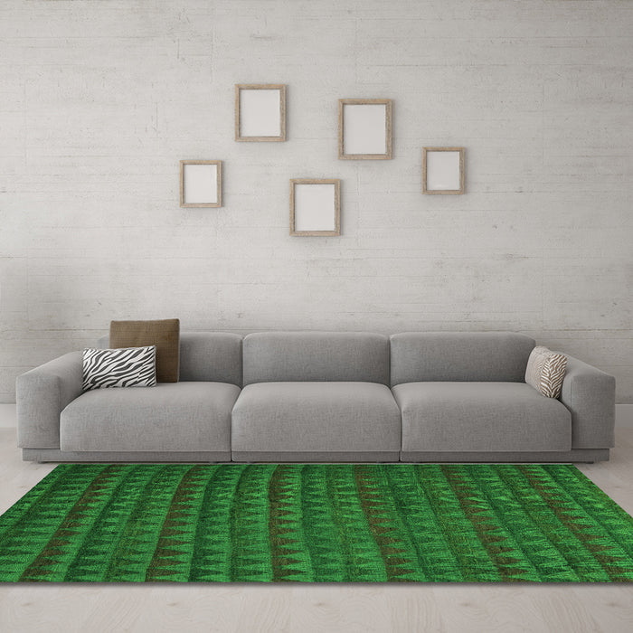 Machine Washable Abstract Green Modern Area Rugs in a Living Room,, wshabs5190grn