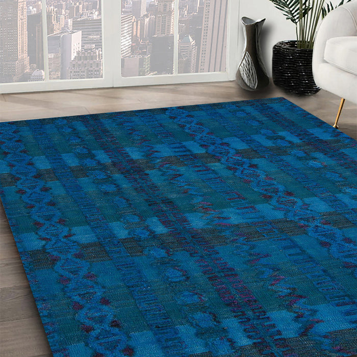 Machine Washable Abstract Blue Rug in a Family Room, wshabs5191