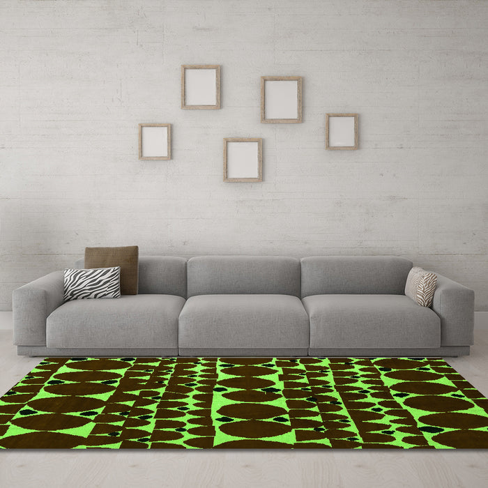 Machine Washable Abstract Green Modern Area Rugs in a Living Room,, wshabs5198grn