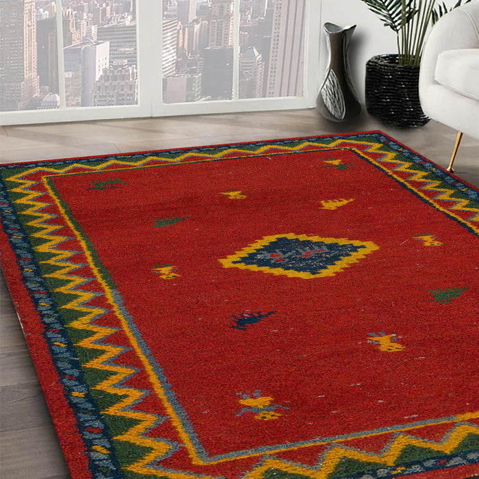 Machine Washable Abstract Red Rug in a Family Room, wshabs5205