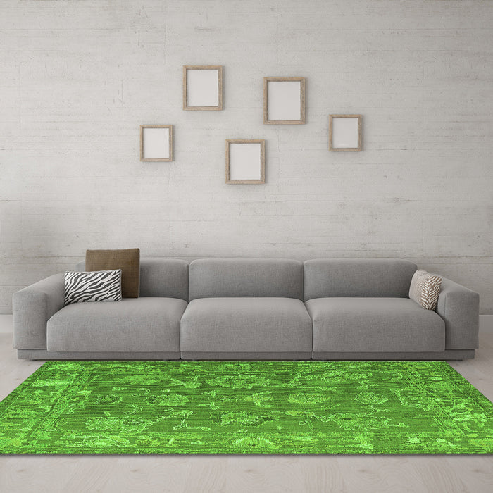 Machine Washable Abstract Green Modern Area Rugs in a Living Room,, wshabs5206grn