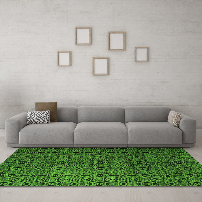 Machine Washable Abstract Green Modern Area Rugs in a Living Room,, wshabs5207grn