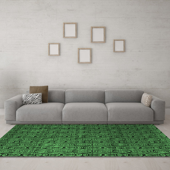 Machine Washable Abstract Emerald Green Modern Area Rugs in a Living Room,, wshabs5207emgrn