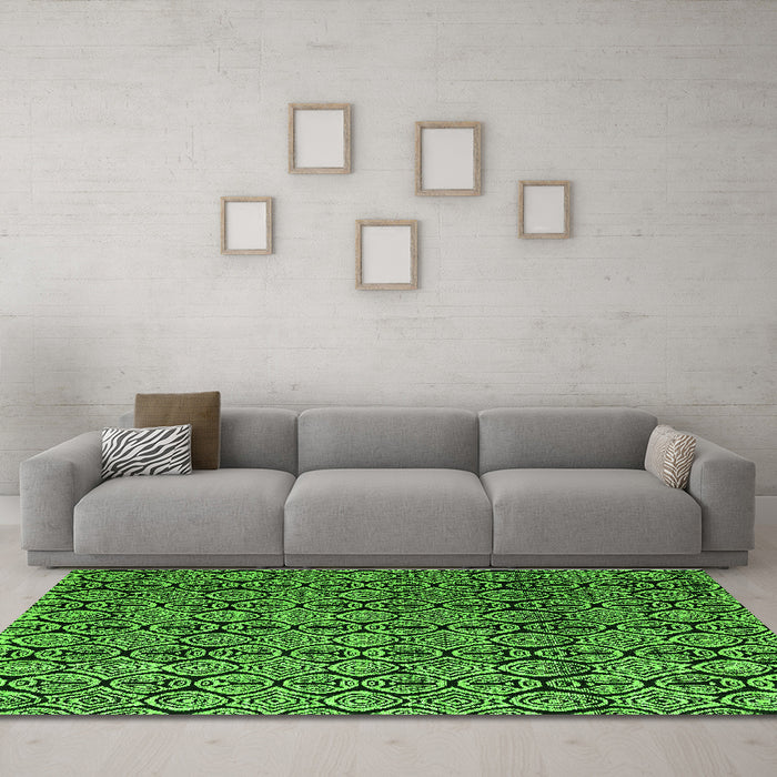 Machine Washable Abstract Green Modern Area Rugs in a Living Room,, wshabs5218grn