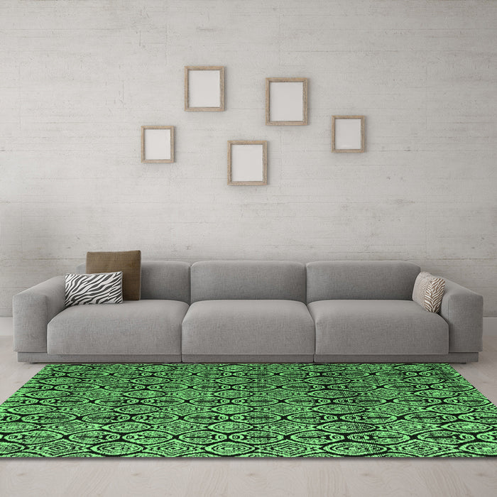 Machine Washable Abstract Emerald Green Modern Area Rugs in a Living Room,, wshabs5218emgrn