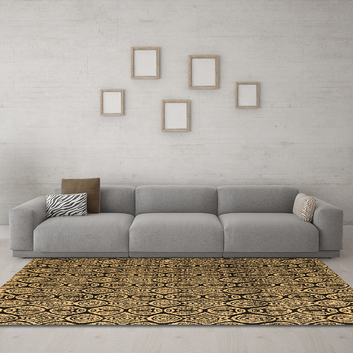 Machine Washable Abstract Brown Modern Rug in a Living Room,, wshabs5218brn
