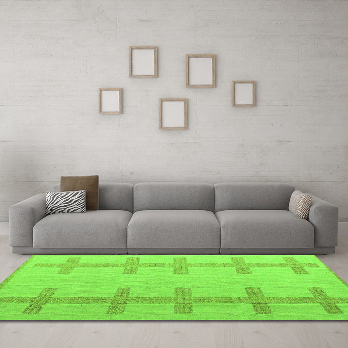 Machine Washable Solid Green Modern Area Rugs in a Living Room,, wshabs5221grn