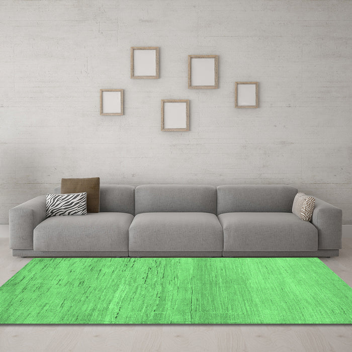 Machine Washable Abstract Emerald Green Modern Area Rugs in a Living Room,, wshabs5223emgrn