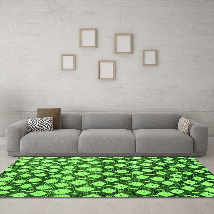 Machine Washable Abstract Green Modern Area Rugs in a Living Room,, wshabs5228grn