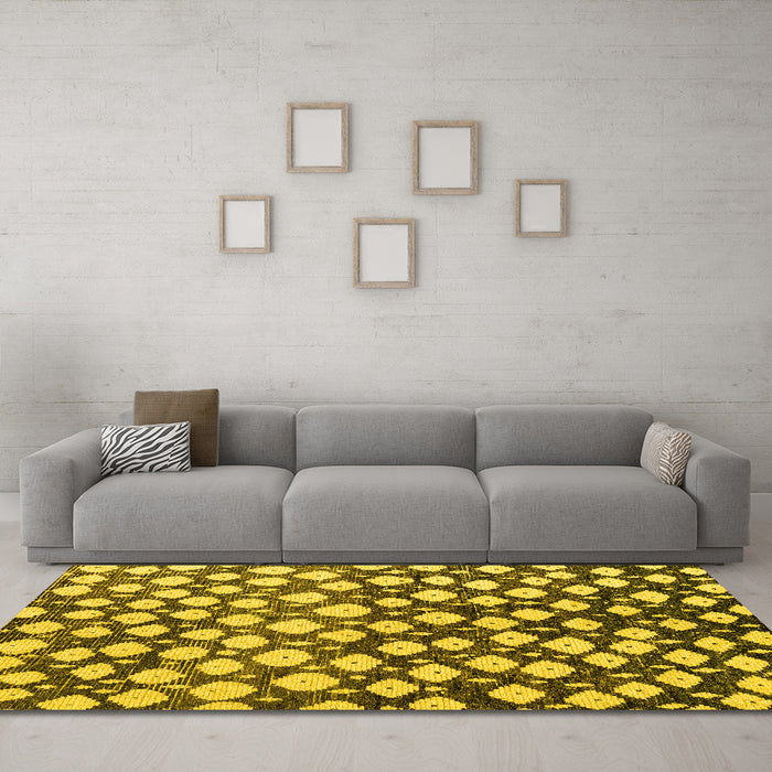 Machine Washable Abstract Yellow Modern Rug in a Living Room, wshabs5228yw