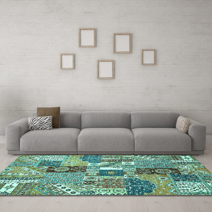 Machine Washable Southwestern Turquoise Country Area Rugs in a Living Room,, wshabs522turq