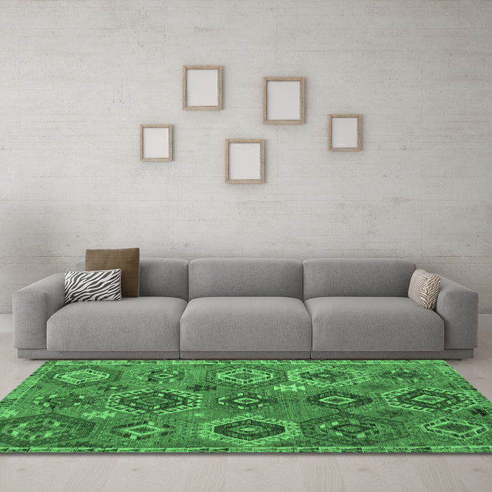 Machine Washable Southwestern Emerald Green Country Area Rugs in a Living Room,, wshabs5233emgrn