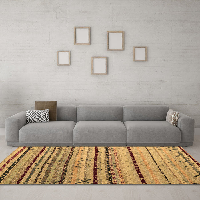 Machine Washable Abstract Brown Modern Rug in a Living Room,, wshabs5238brn