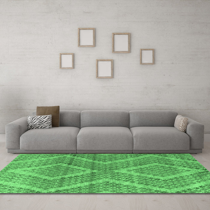 Machine Washable Abstract Emerald Green Modern Area Rugs in a Living Room,, wshabs5239emgrn