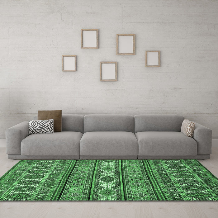 Machine Washable Abstract Emerald Green Modern Area Rugs in a Living Room,, wshabs523emgrn